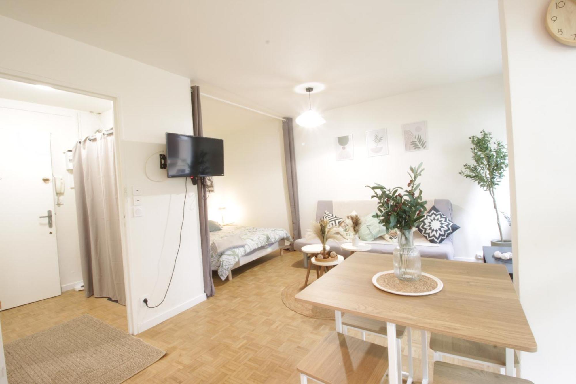 L'Escapade - Hypercentre 5' Rer C Paris - Orly 15 Min Apartment Савини-сюр-Орж Екстериор снимка